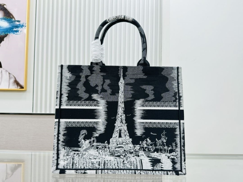 Dior Shopping Bags